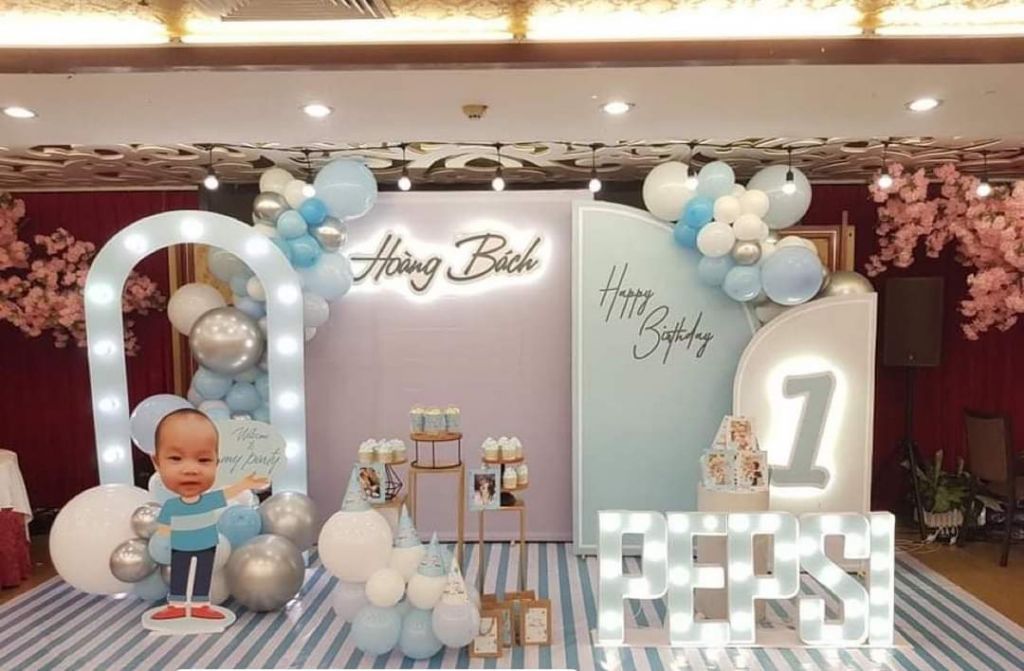 Dịch vụ trang trí sinh nhật cho bé Hoàng Bách