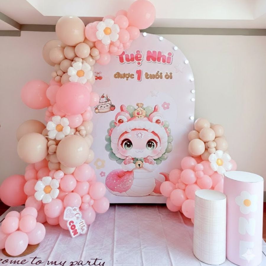 Trang tr&iacute; sinh nhật Tuệ Nhi