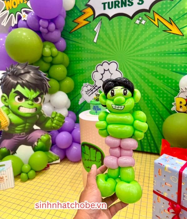 Balloon twisting