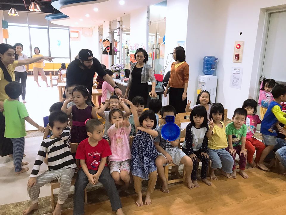 trang trí sinh nhật cho bé Bun và Sam