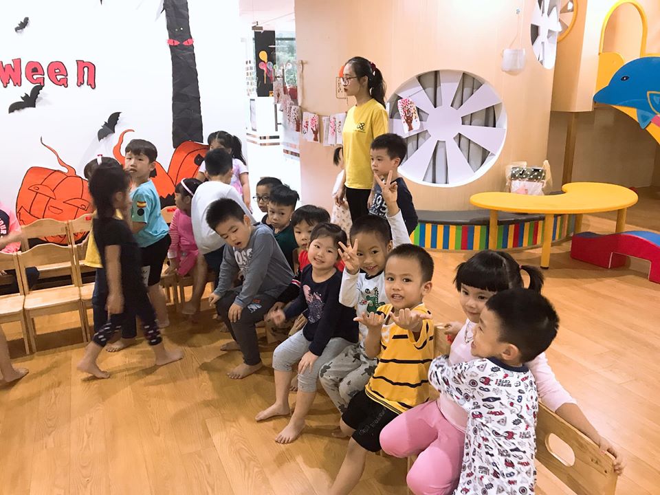 trang trí sinh nhật cho bé Bun và Sam