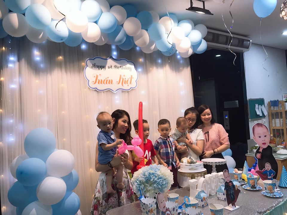 trang tr&iacute; sinh nhật Tuấn Kiệt