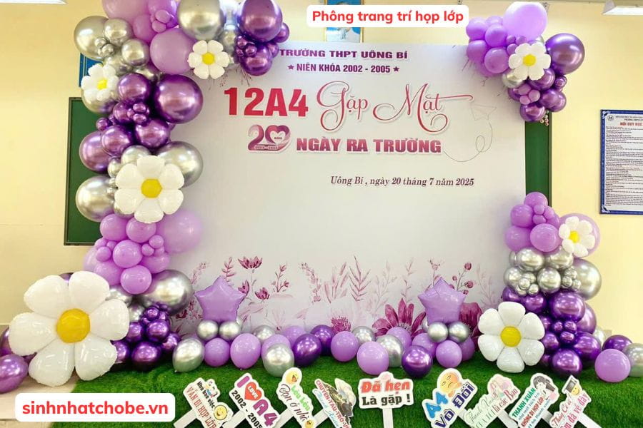 Phông trang trí họp lớp với back 3m x 2,5m và bóng nghệ thuật